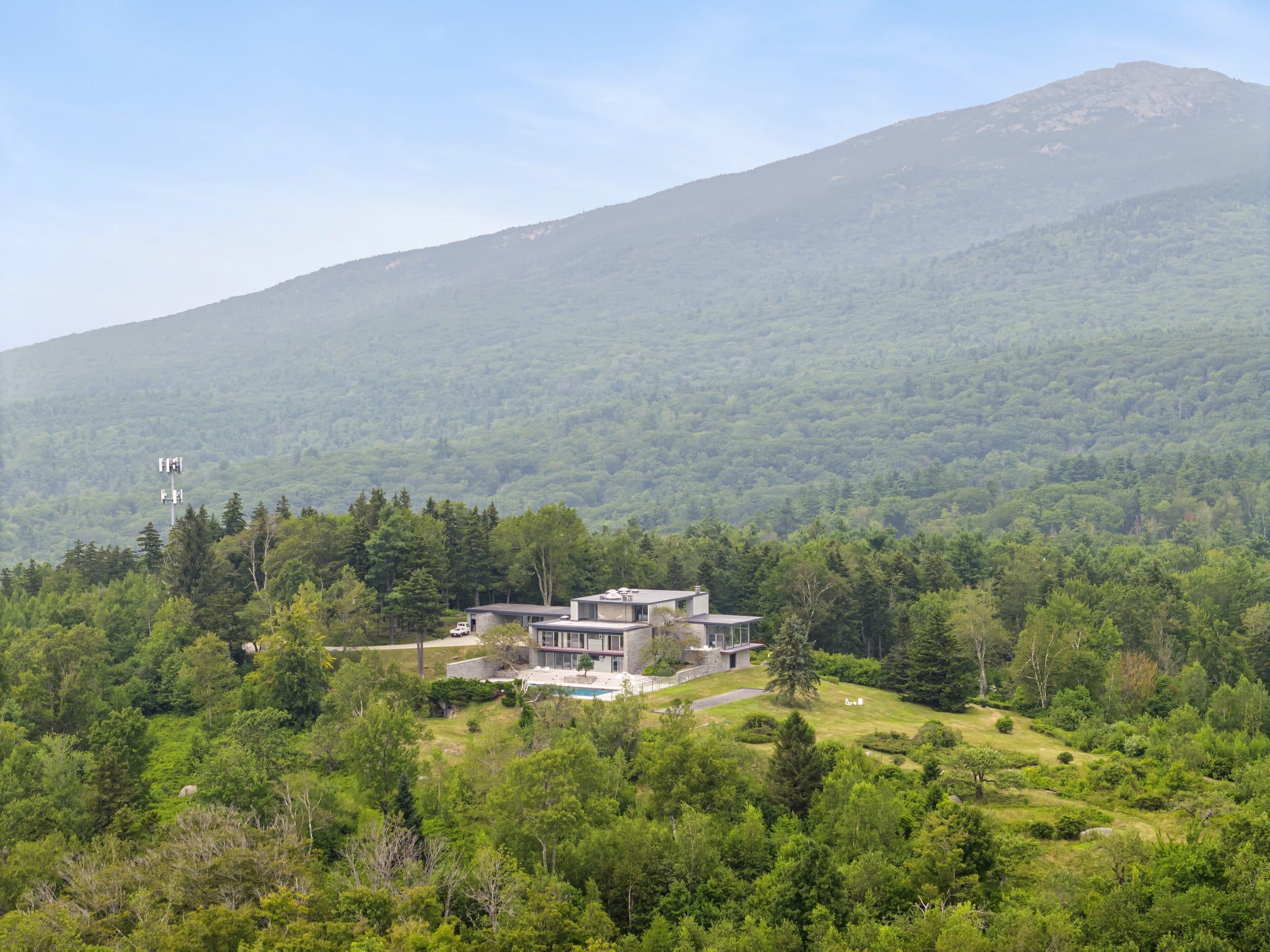 Manchester New Hampshire real estate photography by Flylisted